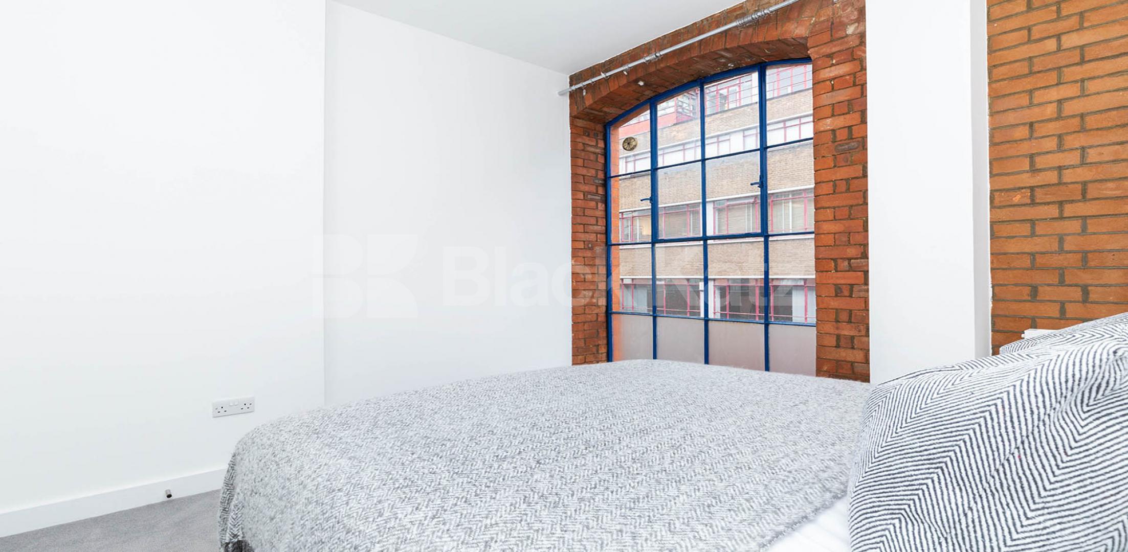 			NEW REBURBISHMENT, 2 Bedroom, 1 bath, 1 reception Flat			 Dove Road, ISLINGTON-CANONBURY